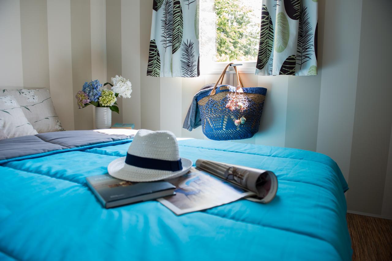 Camping Officiel Siblu Les Rives De コンドリュー エクステリア 写真